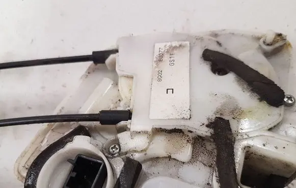 Mazda 6 Front door lock 8G02 B0298 F97G16L1
