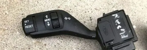 Ford Fusion Wiper control stalk 17D9403