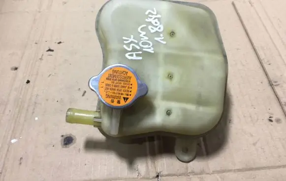 Mitsubishi ASX Coolant expansion tank/reservoir