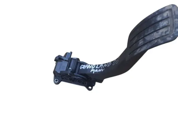 Opel Grandland X Accelerator throttle pedal 86ET34 2456768 9674829180