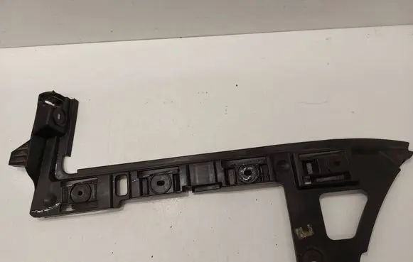 Volkswagen PASSAT B6 Rear bumper mounting bracket 3C9807393