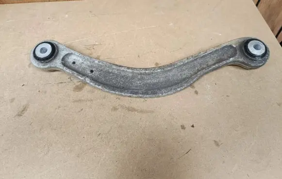 Mercedes-Benz C AMG W205 Rear control arm A2043500232