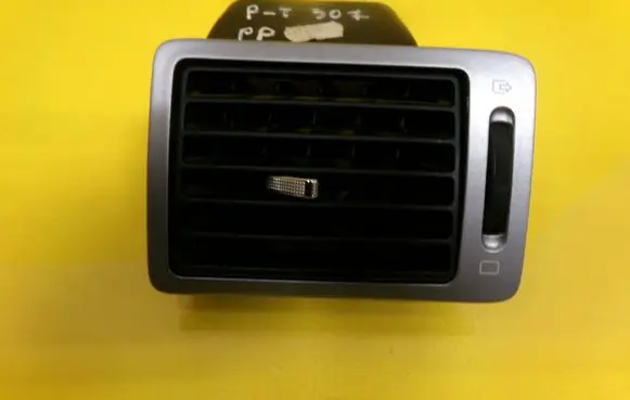 Peugeot 307 Dashboard side air vent grill/cover trim 9634498977