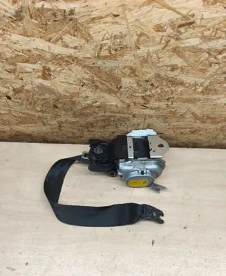 Audi Q7 4M Rear seatbelt 4M0857805E
