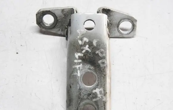Mitsubishi ASX Loading door hinge set 74078136tt8
