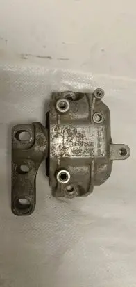 Volkswagen Caddy Engine mount bracket 1K0199262cb
