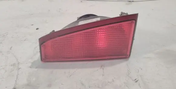 Nissan Primera Tailgate rear/tail lights
