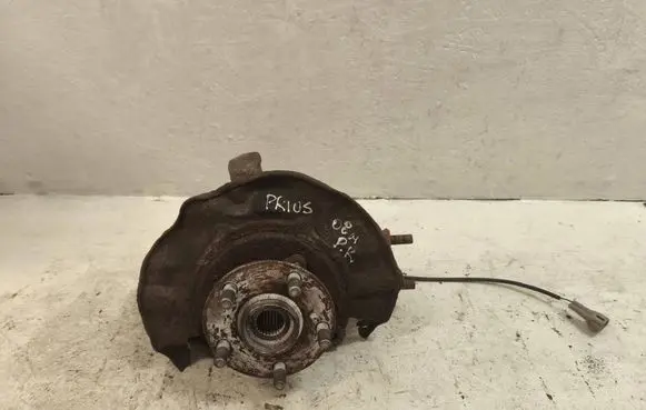 Toyota Prius (XW20) Front wheel hub
