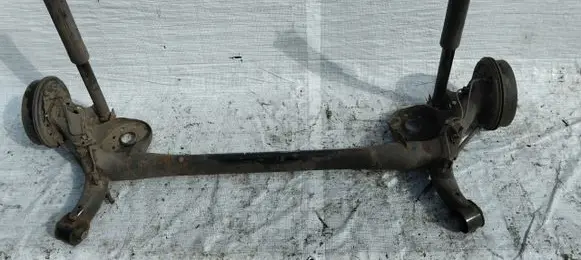 Toyota Yaris Rear axle beam with reductor 