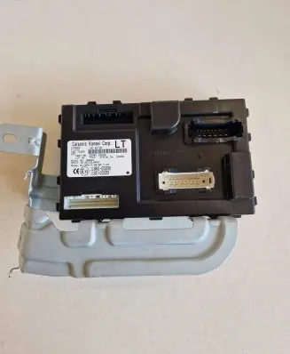Nissan Leaf II (ZE1) Comfort/convenience module 116RI000259 116RAI000258