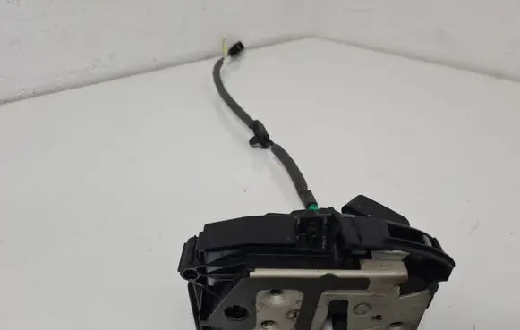 Ford Kuga II Front door lock BM5AA21812BG