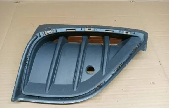 Front bumper lower grill