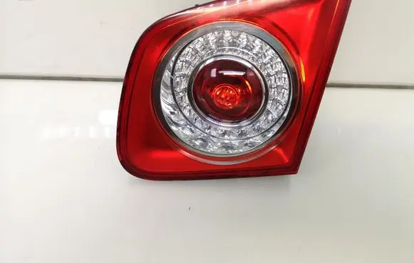 Volkswagen Jetta V Tailgate rear/tail lights 1K5945094 1K5945269 3E0945260