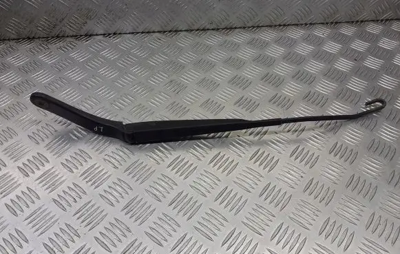 Renault Megane II Front wiper blade arm 8200036916