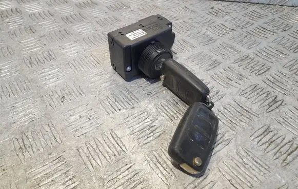 Volkswagen Touareg I Ignition lock 3D0905865E