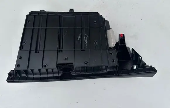 BMW 2 F46 Glove box set 21041310
