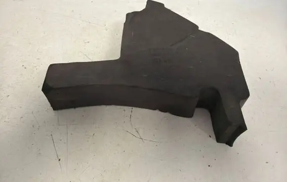 Volkswagen Tiguan Fender foam support/seal 5NA864236