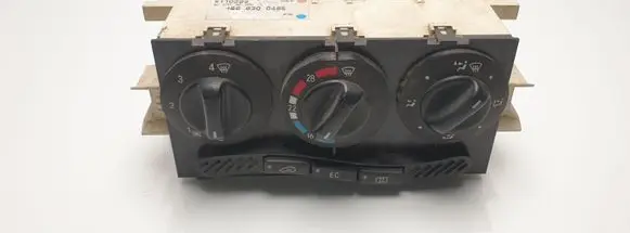 Mercedes-Benz A W168 Climate control unit 1688300485
