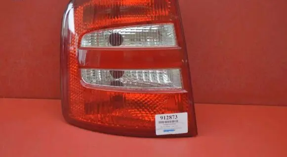 Skoda Fabia Mk1 (6Y) Rear/tail lights 08-665-1902L