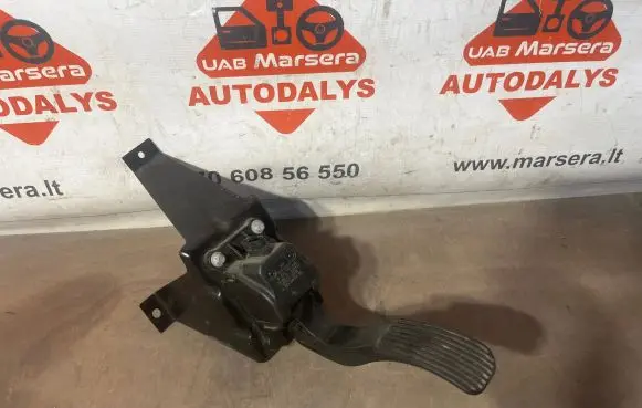 Mercedes-Benz Sprinter W906 Accelerator throttle pedal A9063000304 0280755025 ZGS013Q018