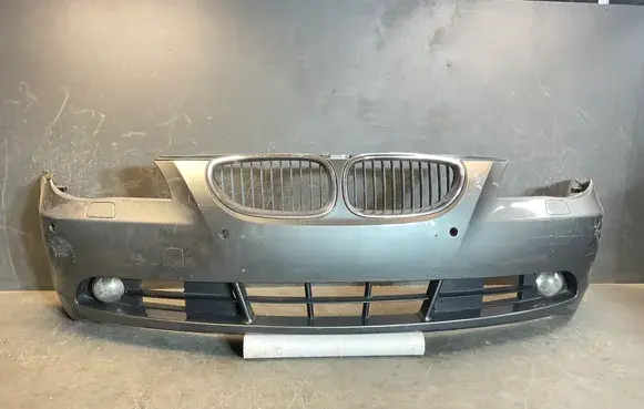 BMW 5 E60 E61 Front bumper 7033694 51117033694 11460915