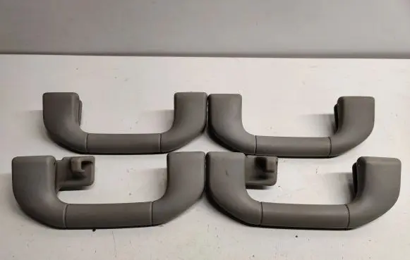 Mercedes-Benz E W212 Front interior roof grab handle A204100051