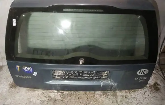 Volvo V70 Tailgate/trunk/boot lid 