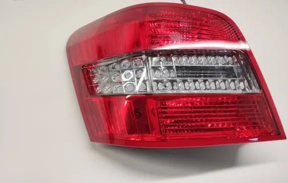 Mercedes-Benz GLK (X204) Rear/tail lights 2048202564 33441E12450