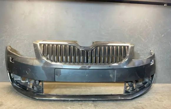 Skoda Octavia Mk3 (5E) Front bumper