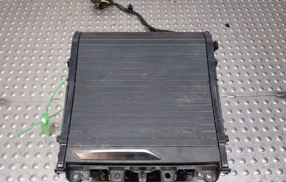 BMW X3 G01 Cup holder front S18031731 9392685