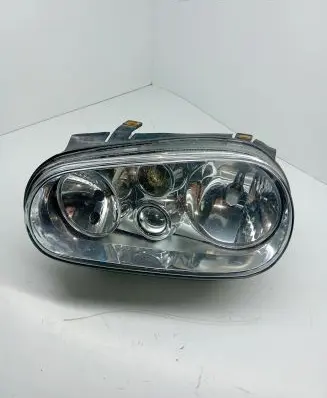 Volkswagen Golf IV Headlight/headlamp