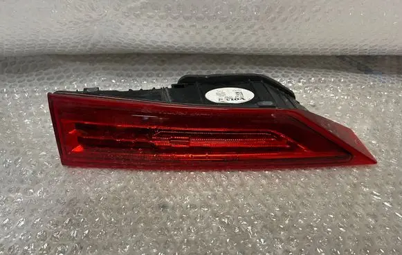 Volvo XC60 Tailgate rear/tail lights 31689694