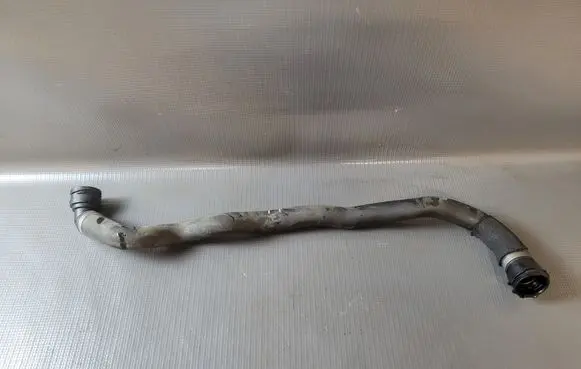 Volvo V90 Cross Country Engine coolant pipe/hose 32249491