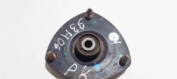 Honda CR-V Coil spring mount 