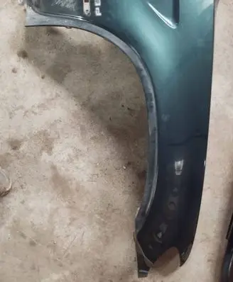 BMW X5 E53 Fender