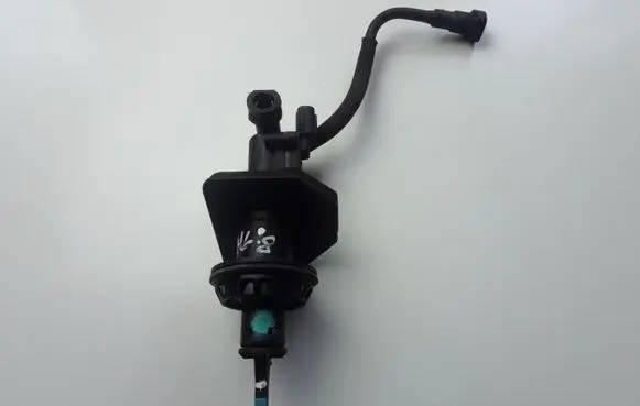 Mazda 6 Clutch master cylinder KD4341400B