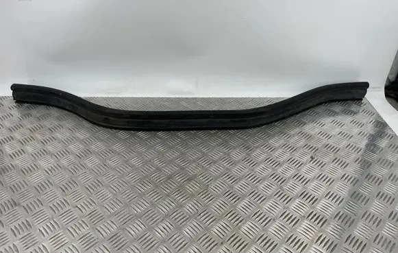 Mercedes-Benz GL X166 Engine compartment rubber