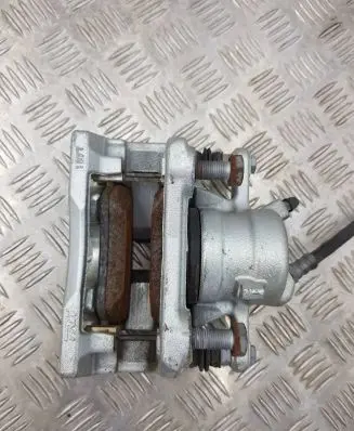 Renault Clio IV Front brake caliper 8863D