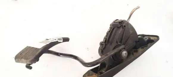 Renault Espace - Grand espace IV Accelerator throttle pedal 8200007512 6PV00811922