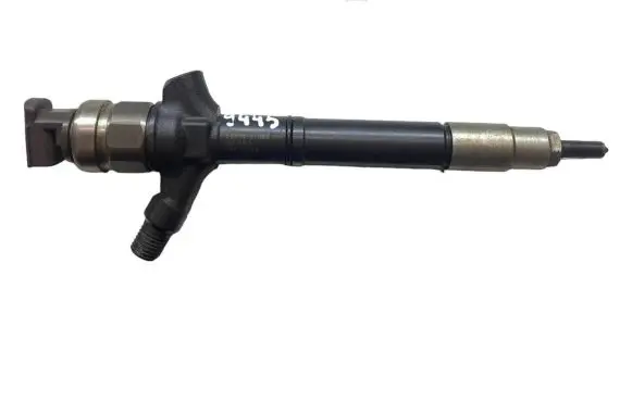 Toyota Land Cruiser (J200) Fuel injector 2367051030