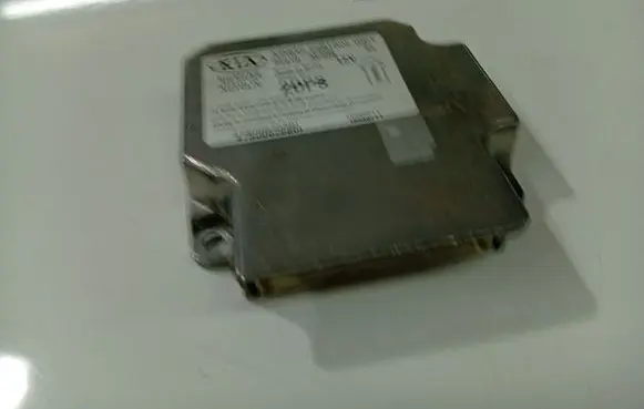KIA Sorento Airbag control unit/module 959103E400