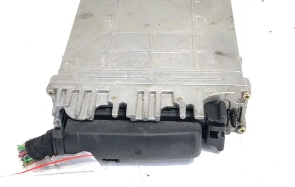 Audi A4 S4 B5 8D Engine control unit/module ECU 028906021CE