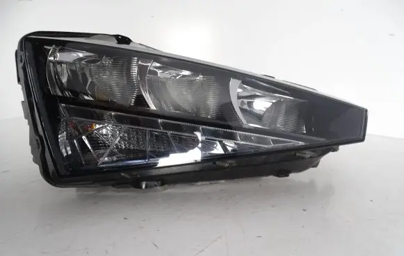 Skoda Scala Headlight/headlamp 657941016
