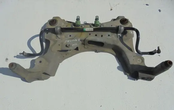 Renault Megane III Front subframe