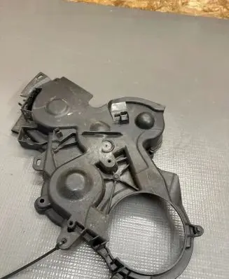 Ford Kuga II Timing belt guard (cover) 9802040680