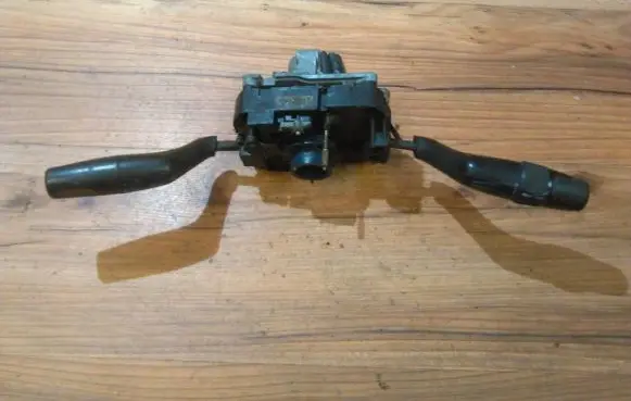 Mitsubishi Galant Wiper turn signal indicator stalk/switch mb529652 178741