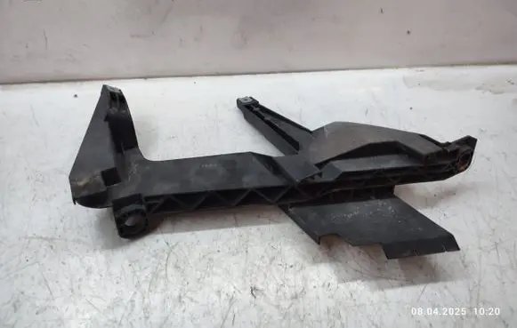 BMW X3 E83 Headlight/headlamp mounting bracket 1301073025