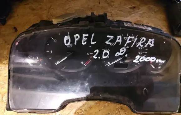 Opel Zafira A Speedometer (instrument cluster) 09228757 09228757EJ