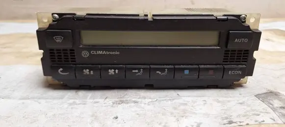 Volkswagen PASSAT B5 Climate control unit 5HB00761702 3B1907044A