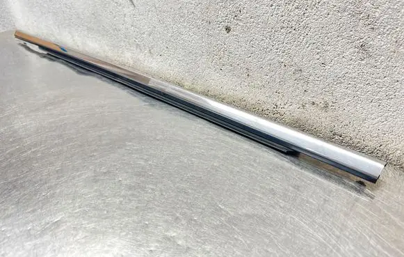 Ford Edge II Rear door glass trim molding FT4BR25604